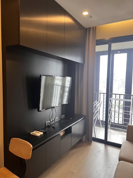 bedroom of Ashton Asoke
