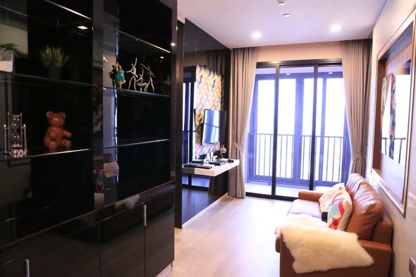 living room and bedroom and room interior of Ashton Asoke