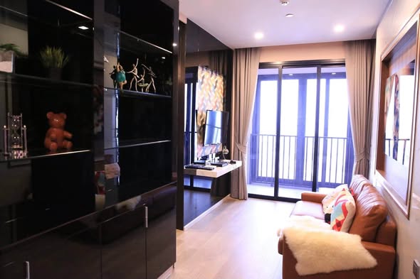 living room and bedroom and room interior of Ashton Asoke