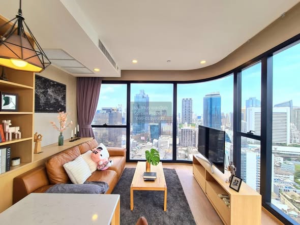 bedroom and living room of Ashton Chula-Silom