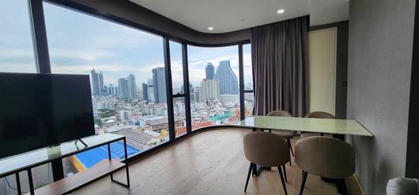 Ashton Chula-Silom