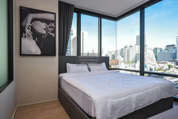 bedroom of Ashton Silom