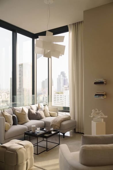 living room of Ashton Silom