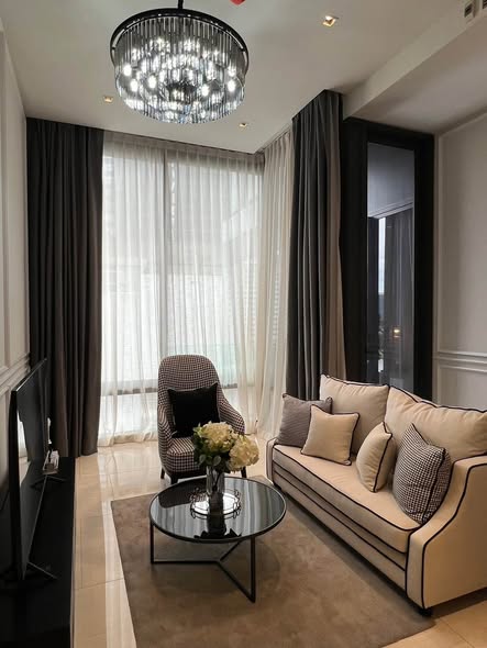 living room of Ashton Silom