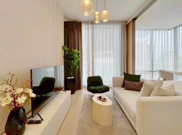 living room of Ashton Silom