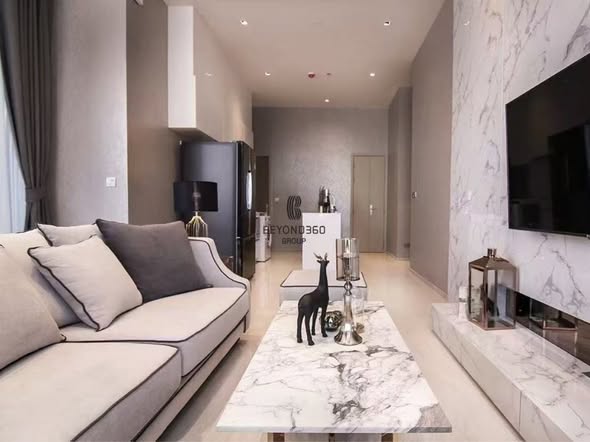 living room of Ashton Silom