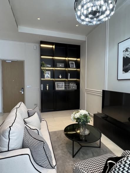living room of Ashton Silom