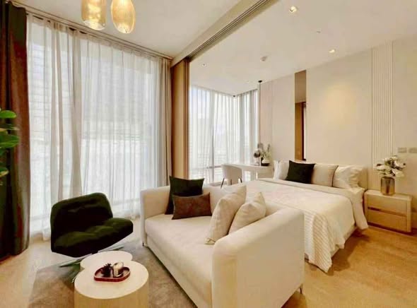 living room and bedroom and room interior of Ashton Silom