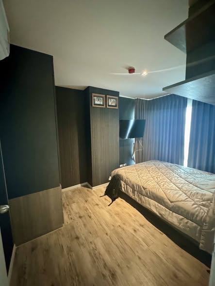 bedroom of Aspen Condo Lasalle