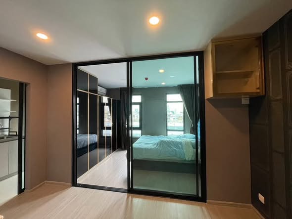 room interior of Aspire Asoke-Ratchada