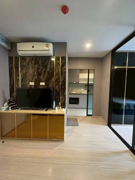 room interior of Aspire Asoke-Ratchada