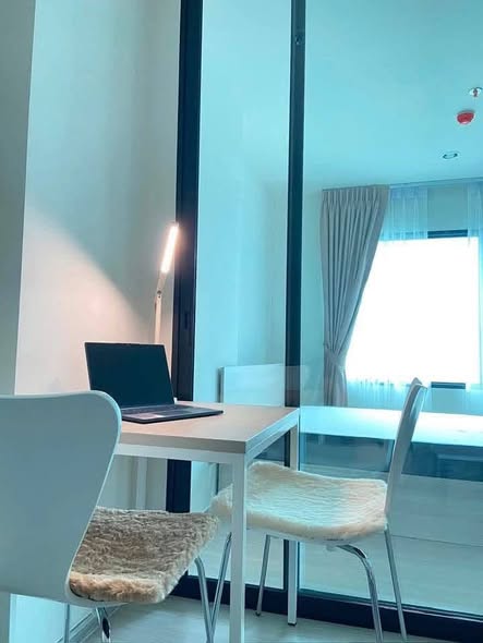 room interior of แอสปาย เอราวัณ ไพร์ม Aspire Erawan Prime