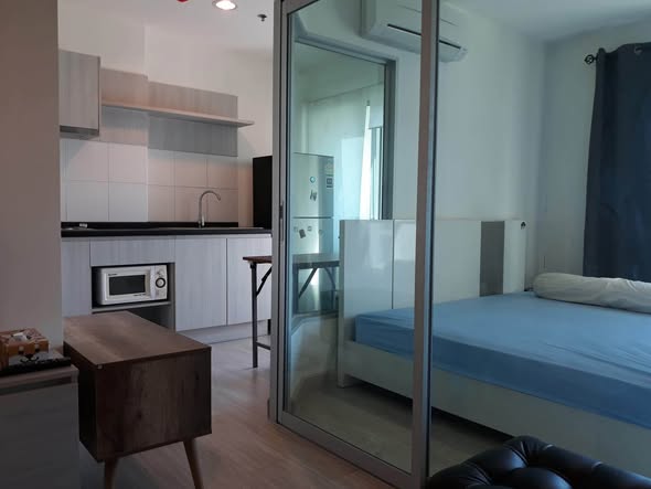 bedroom and room interior of Aspire Ngamwongwan