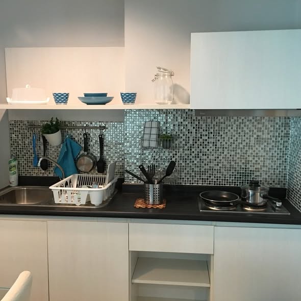 bathroom and kitchen of Aspire Rama 4