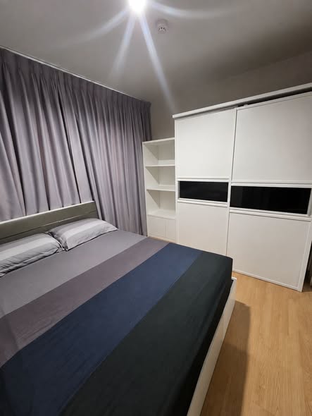 bedroom of Aspire Rama 4