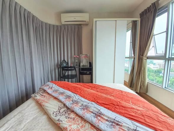 bedroom of Aspire Rama 4