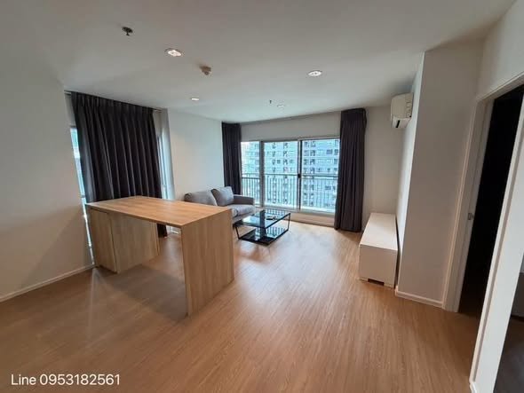 bedroom of Aspire Rama 9