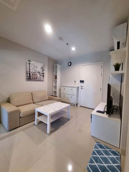 bedroom of Aspire Rama 9