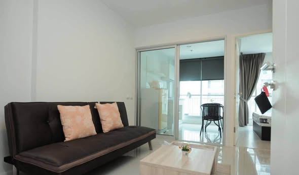 bedroom and living room of Aspire Rama 9