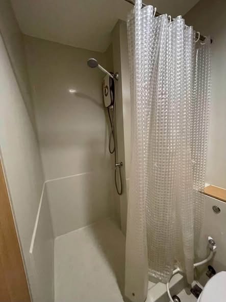 bathroom of aspire Ratchada – Wongsawang