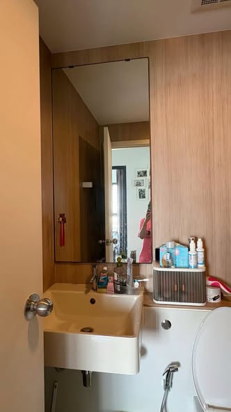 bathroom of Aspire Sathon-Taksin (Timber Zone)