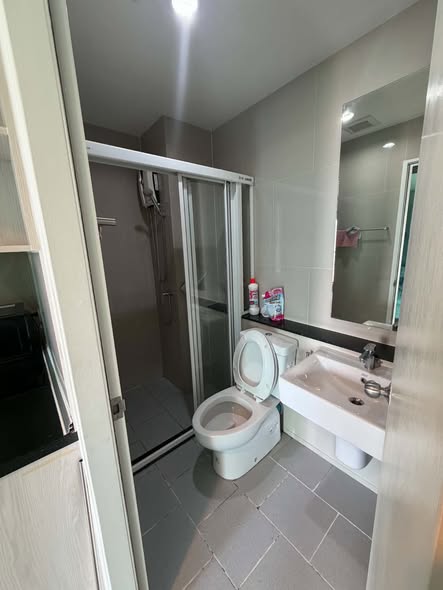bathroom of Aspire Sathorn-Ratchaphruek