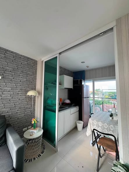 bedroom and room interior of Aspire Srinagarindra แอสปาย ศรีนครินทร์