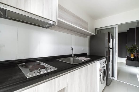 kitchen of Aspire Sukhumvit 48