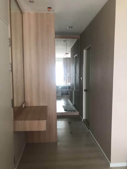 room interior and bathroom of Aspire Sukhumvit 48