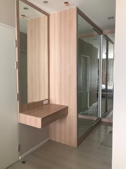 room interior and bathroom of Aspire Sukhumvit 48
