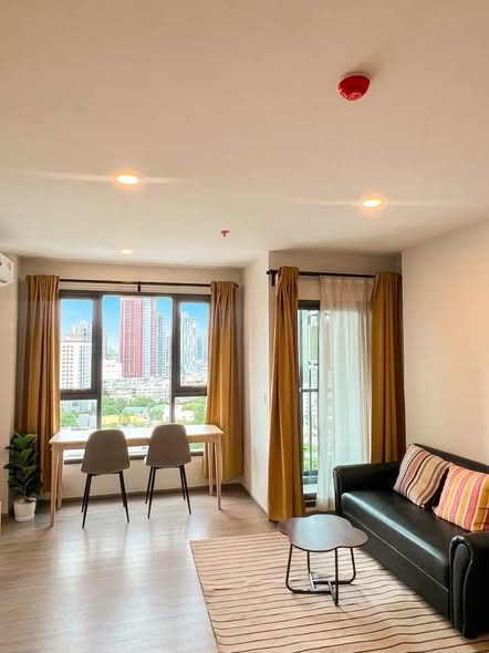 living room of Aspire Sukhumvit-Rama 4