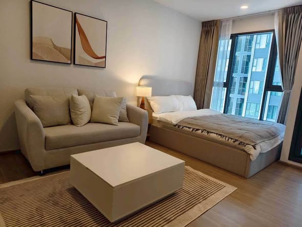 living room and bedroom of Aspire Sukhumvit-Rama 4