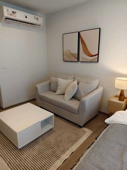 living room and bedroom of Aspire Sukhumvit-Rama 4