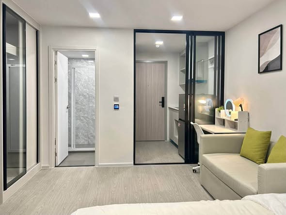 bedroom and room interior of Atmoz Oasis Onnut