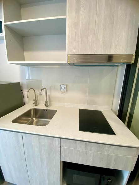 bathroom and kitchen of Atmoz Tropicana Bangna