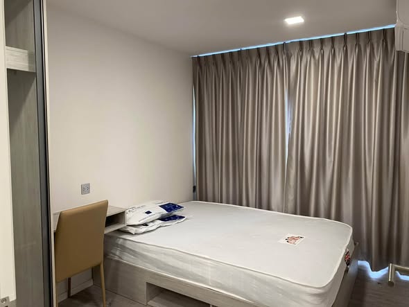 bedroom and room interior of Atmoz Tropicana Bangna