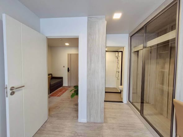room interior of Atmoz Tropicana Bangna
