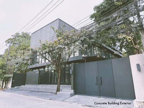 b CAMPUS