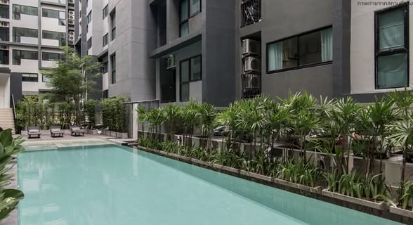 pool of B Republic Condo