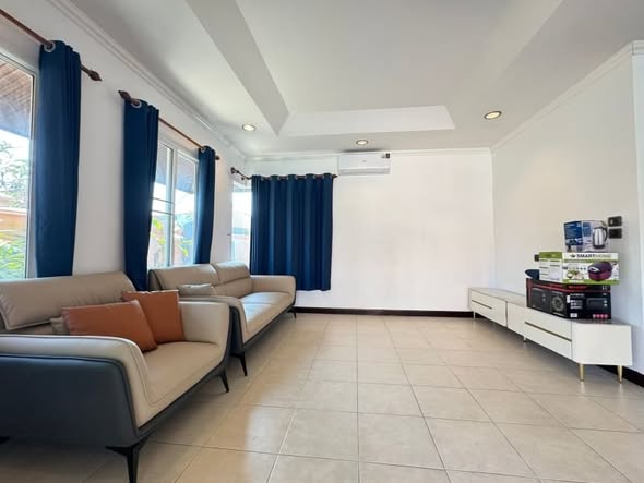 living room and bedroom of Baan Balina 1