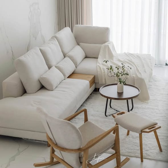 living room of BAAN Ekkamai 家