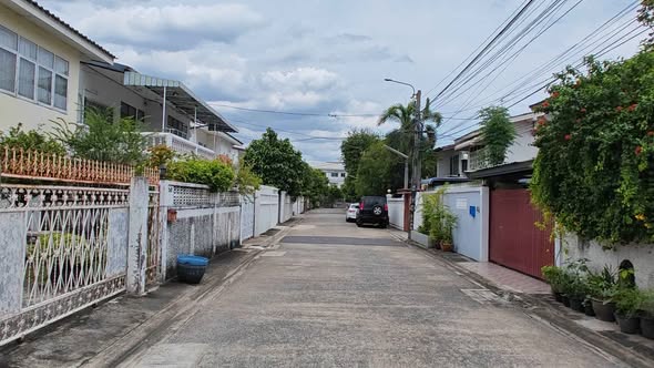 Baan Klang Muang Chokchai 4