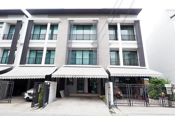 Baan Klang Muang Rama 9 – Ramkhamhaeng