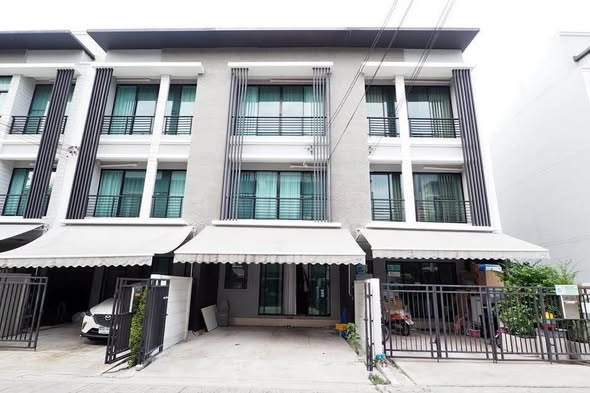 Baan Klang Muang Rama 9 – Ramkhamhaeng
