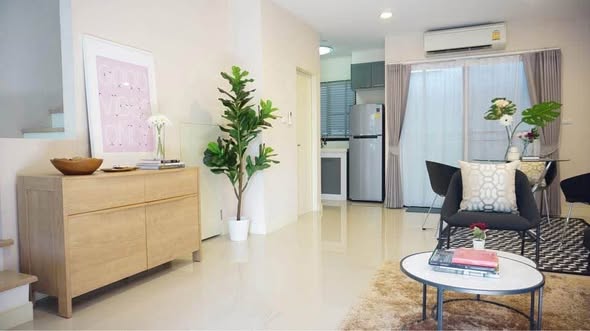 living room of Baan Klang Muang Rama 9 – Ramkhamhaeng