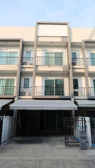 Baan Klang Muang Sukhumvit 77-On Nut 17
