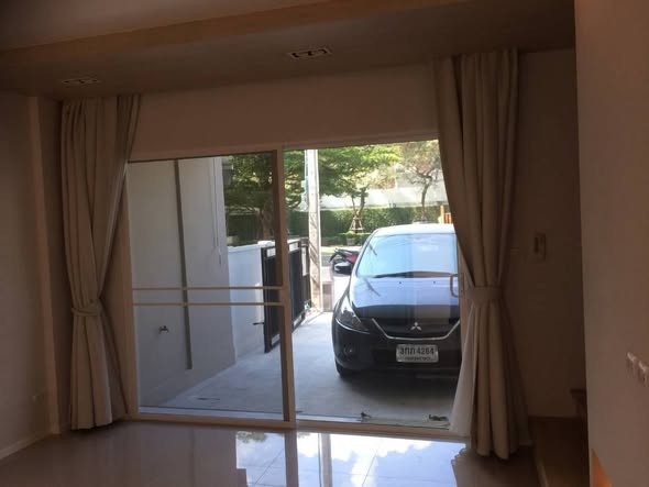 room interior of Baan Klang Muang Sukhumvit 77-On Nut 17