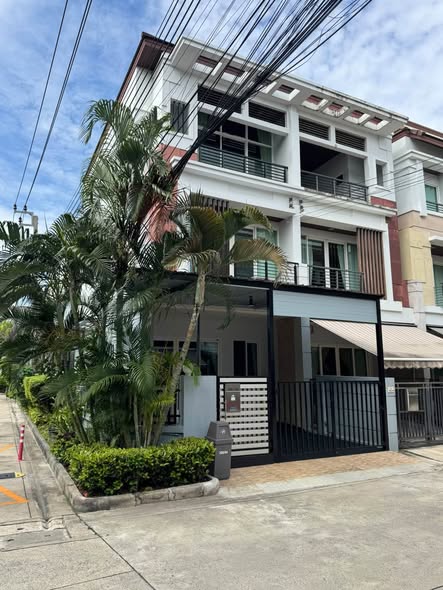 Baan Klang Muang Urbanion Rama 9-Ladprao