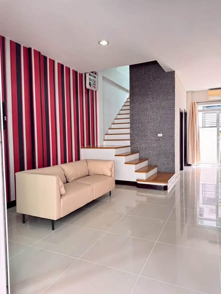 living room and bedroom of Baan Klang Muang Urbanion Rama 9-Ladprao