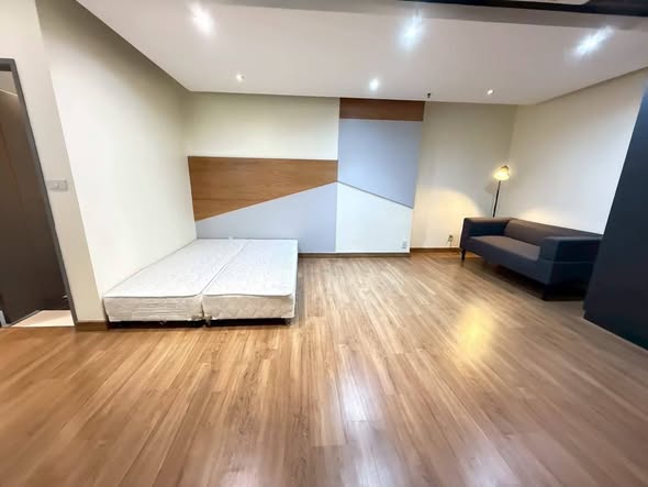 bedroom of Baan Phrom Phong